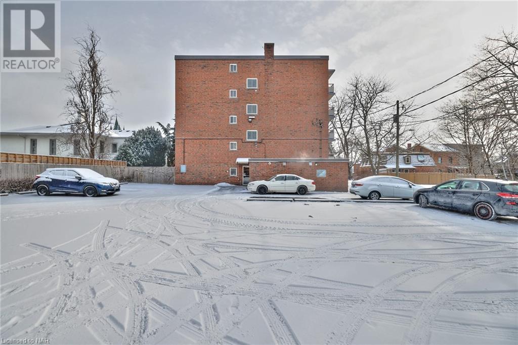 14 Norris Place Unit# 404, St. Catharines, Ontario  L2R 2W8 - Photo 20 - 40529210